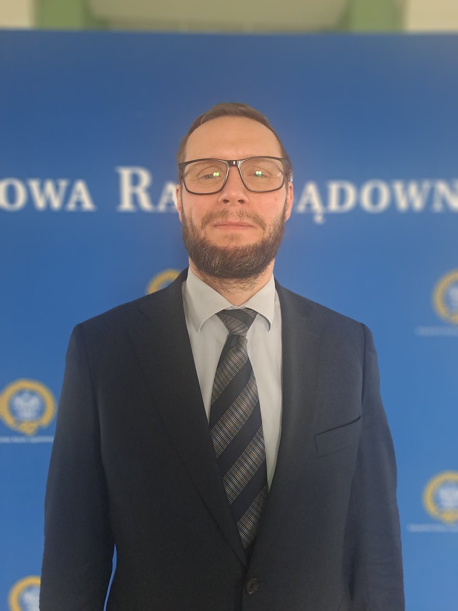 Mam zaszczyt być pełnomocnikiem Sędziego Sądu Okręgowego w Warszawie Stanisława Zduna w wyborach do <a href="/KRS_RP/">Krajowa Rada Sądownictwa</a> . Sędzia S. Zdun to jedyny sędzia, który przesłuchiwał w charakterze świadka urzędującego <a href="/prezydentpl/">Kancelaria Prezydenta RP</a> - Bronisława Komorowskiego w procesie dziennikarza <a href="/w_sumlinski/">Wojciech Sumlinski</a> ,