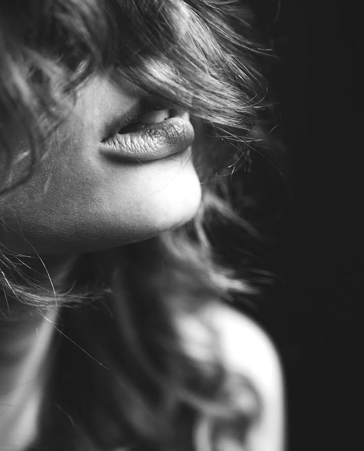 لا ينجو من النص من وقع في حب الفكرة