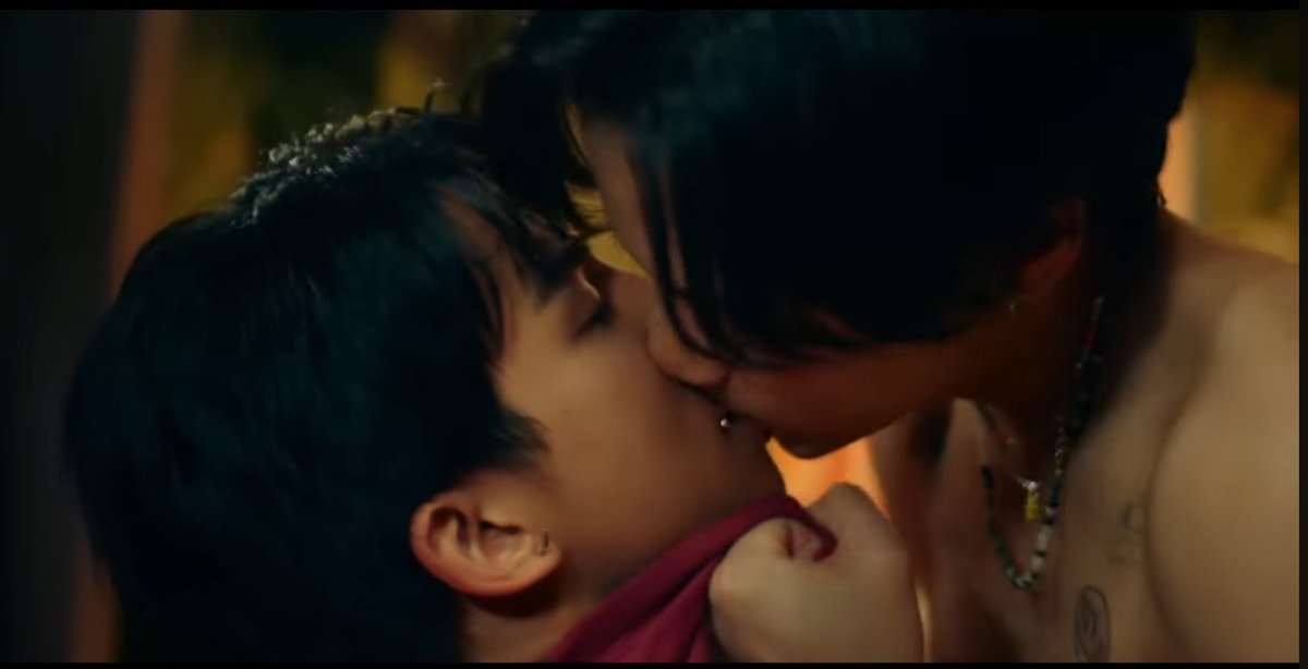 bleu | netjj & lattekim tweet media