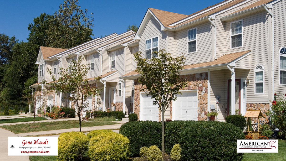 genemundt's tweet image. Once you know the differences between #condos and #townhomes and their ownership, your choice of property can become much easier. #realestate #homebuying #legalownership #choices  …mundtchicagolandmortgage.blogspot.com/2013/04/how-to…