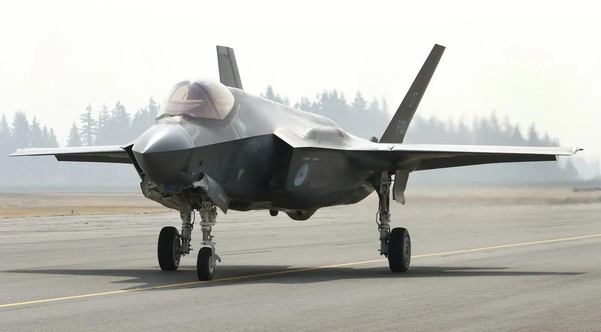🇳🇱💻🇺🇸 Los Países Bajos amenazan con hackear los F-35 de Estados Unidos.

El saliente secretario de Estado de Defensa de los Países Bajos, Gijs Tuinman, declaró que los técnicos holandeses tendrán que hackear el ordenador de a bordo del F-35 si Estados Unidos retrasa las