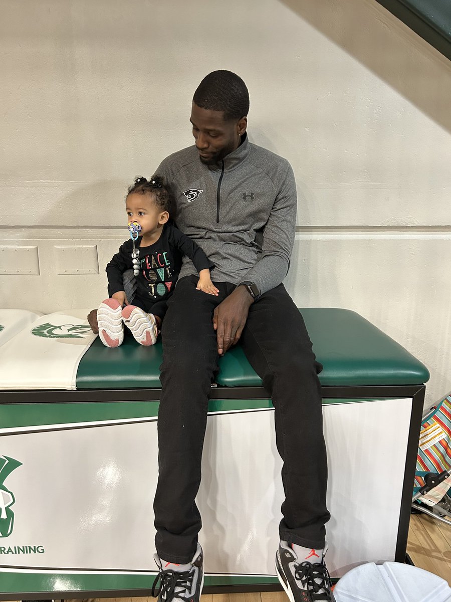 NCWHS Basketball tweet media