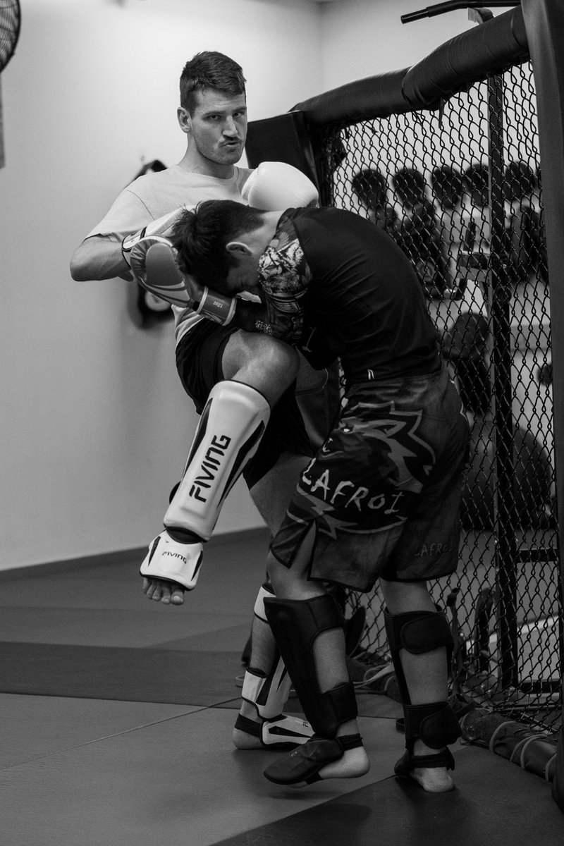 Brandon Waters tweet media