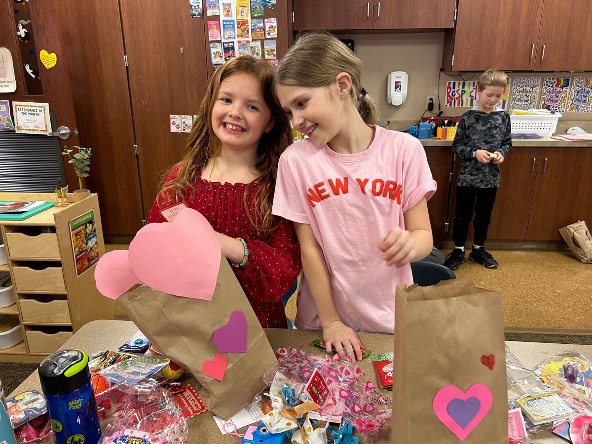 Fall Creek School District tweet media