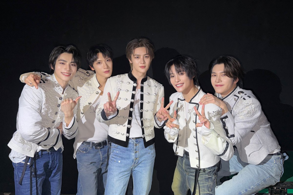 WayV at 浙江卫视春节晚会 🤍

#WayV #威神V 
#浙江卫视春节晚会