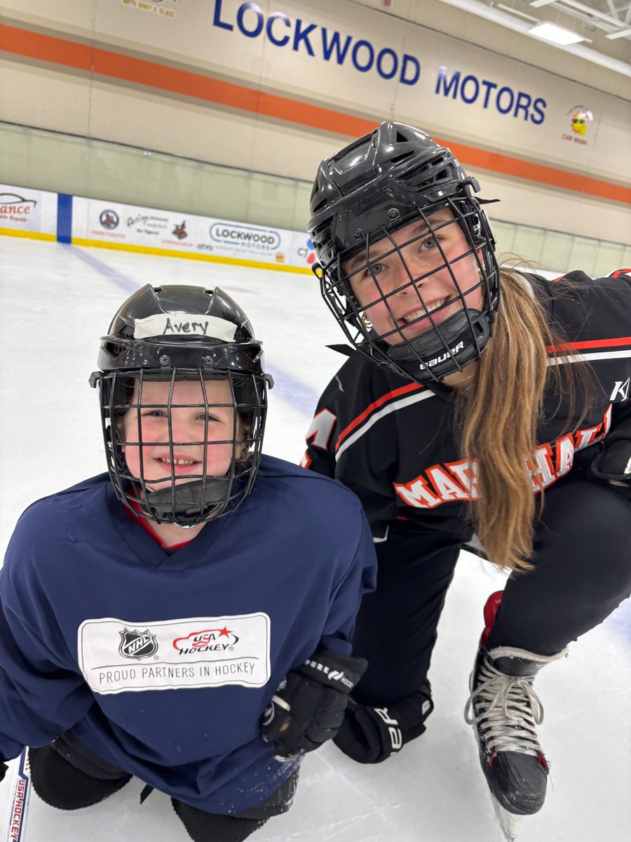 Marshall Girls Hockey tweet media