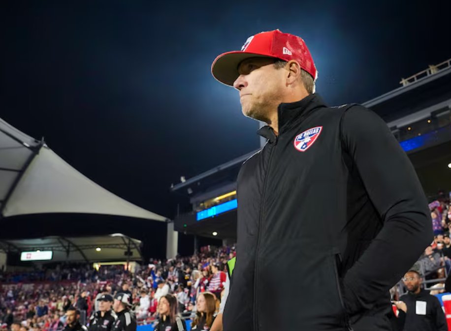 NEW | A year of accountability: How FC Dallas’ head coach rebuilt himself while rebuilding a club

More from <a href="/abrahamrussek/">Abraham Nudelstejer</a>: dallasnews.com/sports/fc-dall…
 
#DTID