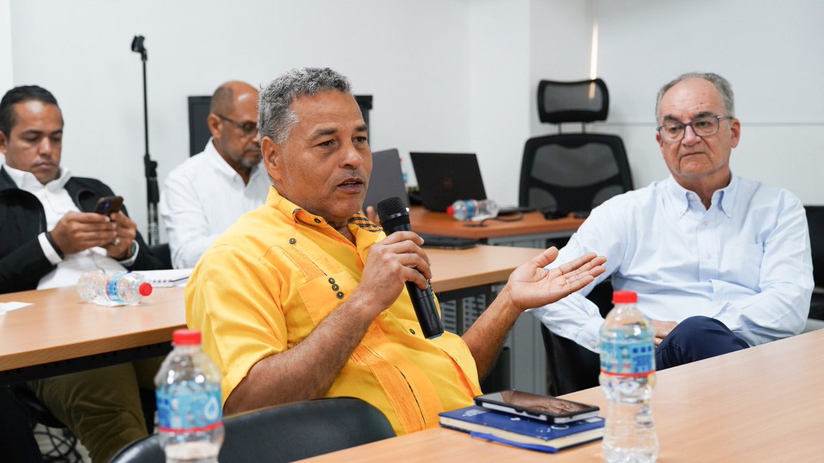 OnesvieRD tweet media