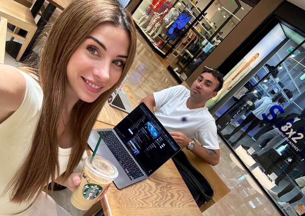 Gm! We are cooking something 🔺👀 <a href="/juliboyavx/">Juliboy🔺</a> <a href="/Team1LatAm/">Avalanche Team1 Latam</a> <a href="/AvaxTeam1/">Avalanche Team1</a>