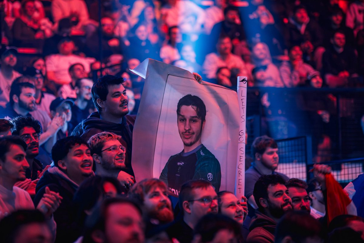 ESIX | FR tweet media