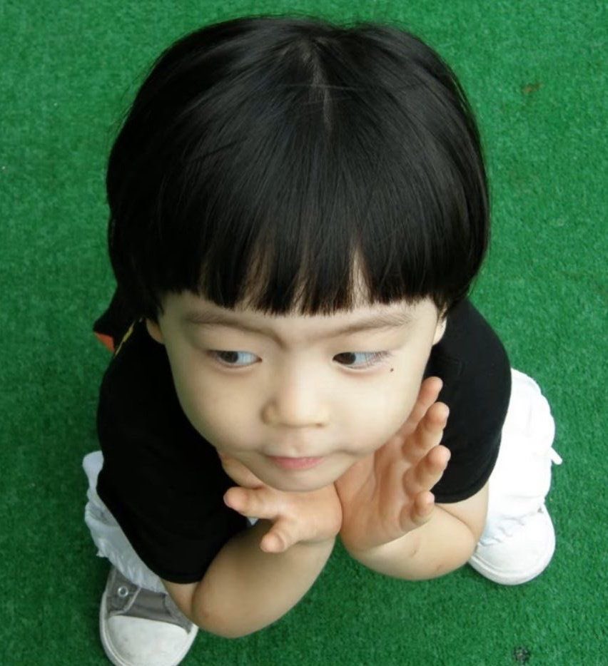 홍이 애기때 사진 찍어와주세여 🍼👶🏻👶🏻