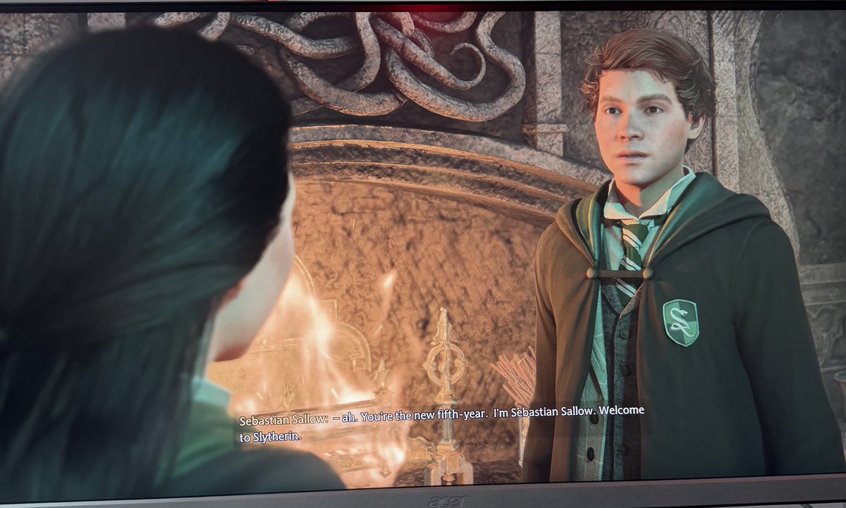 realtswinter's tweet photo. The fact there is no romance options in this game is diabolical https://t.co/F7DW7XB3Fy