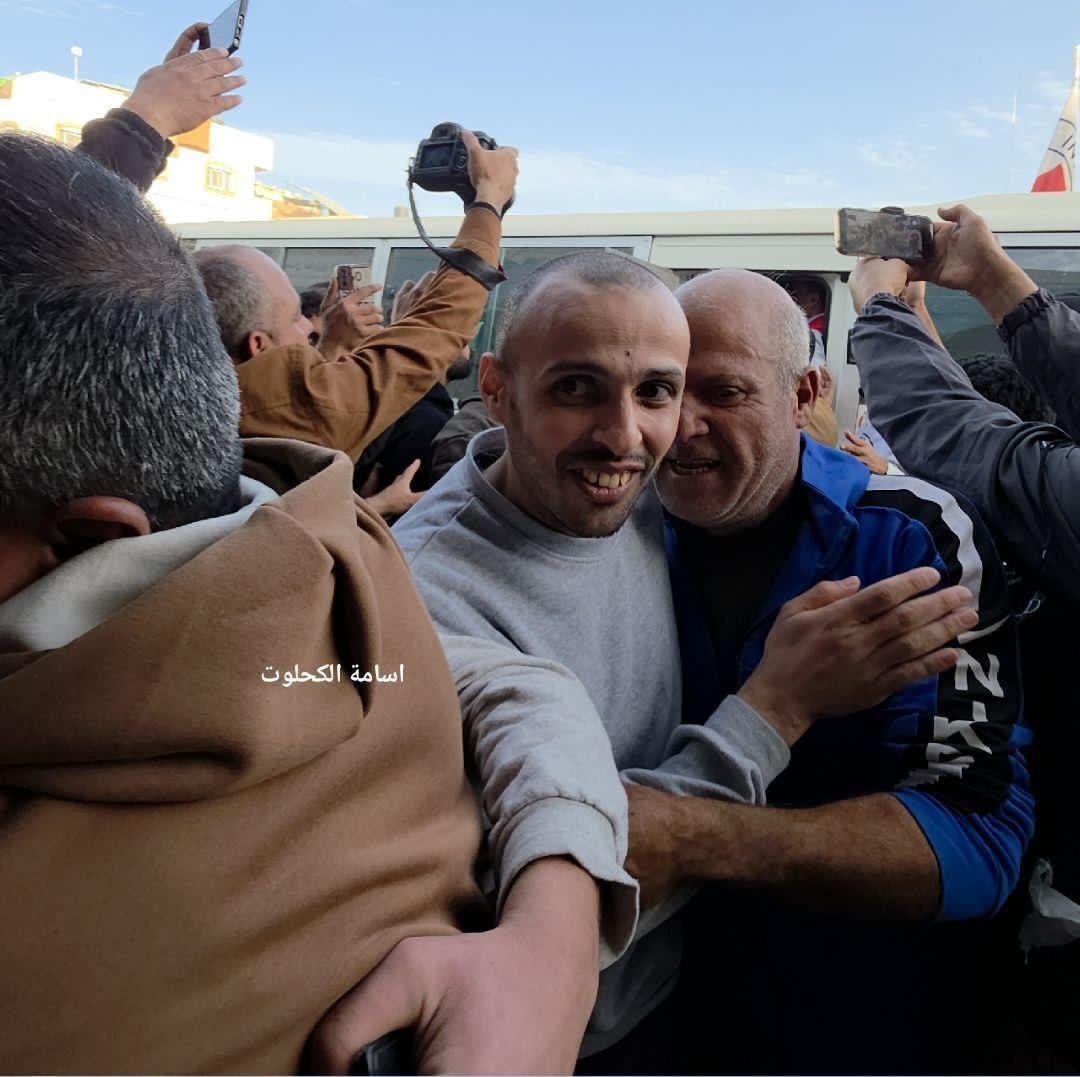 Israeli forces released eight Palestinian detainees, from Gaza, who were kidnapped by Israeli forces during the genocide.