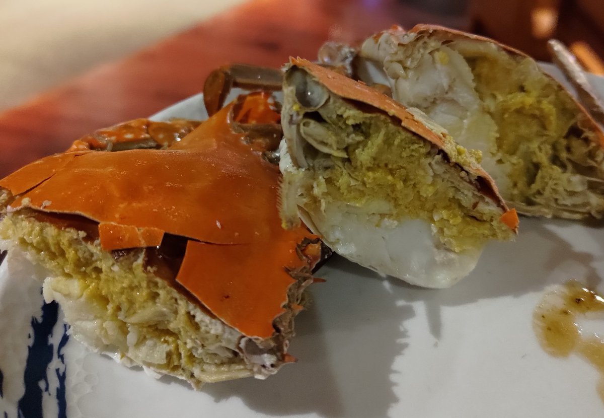 守歲的各位，愛你們
新年快樂
今年的我好幸福，有螃蟹的陪伴