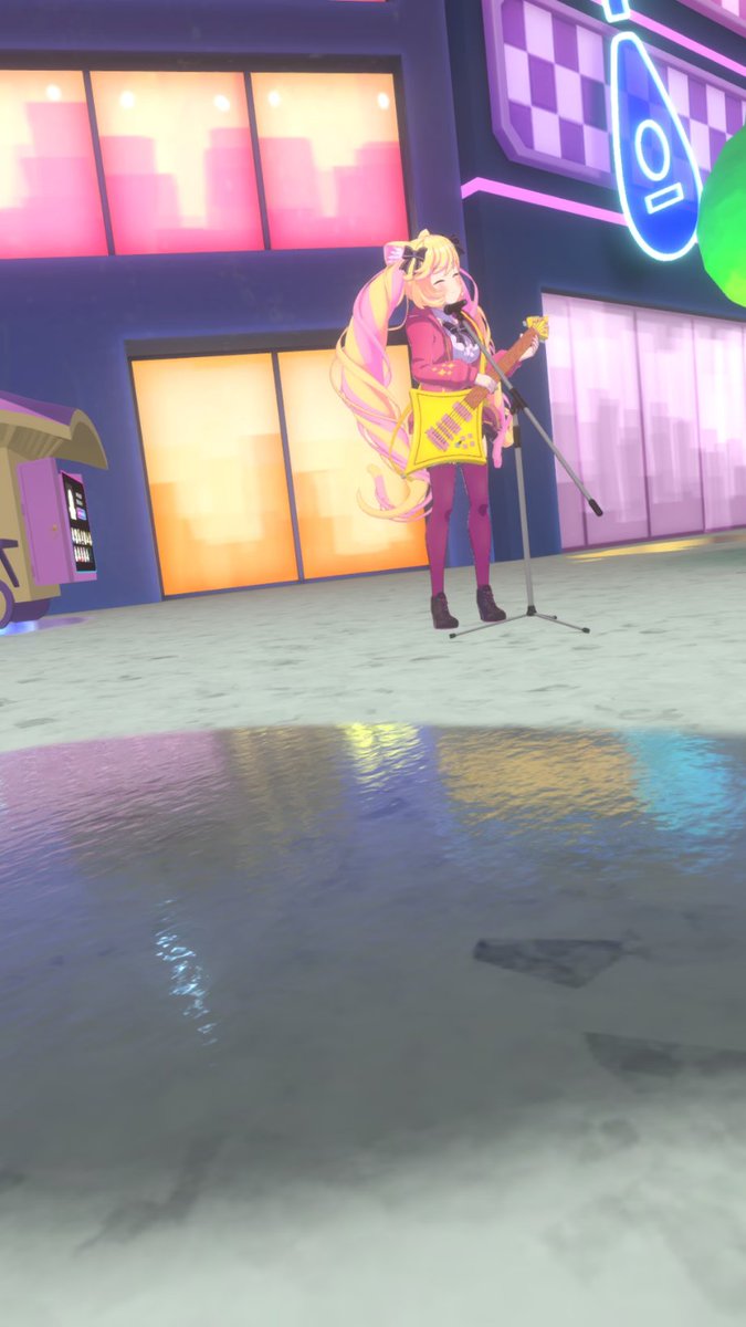 ヒメコちゃんの路上ライブ見てきた！
めっちゃいい歌声(*  ˊ꒳ˋ*)
曲の途中で雨が降って来て、ラストで晴れて虹がかかったの最高だった！！
ちゃんと水溜まりもできる細かさ( ˘꒳˘)