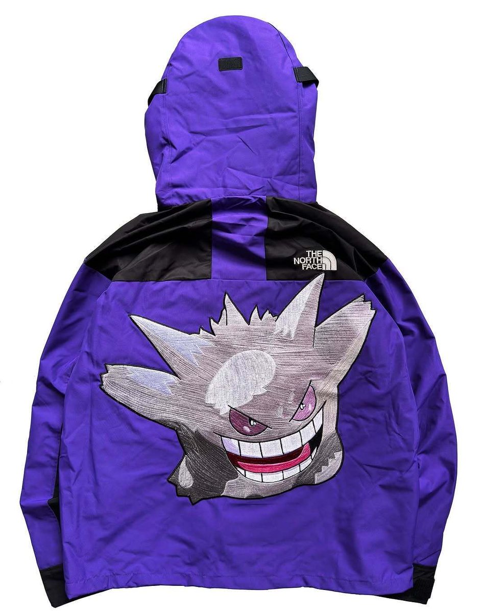 JustFreshKicks's tweet photo. Pokémon x North Face Mountain Jackets ⚡️ https://t.co/UqAuAoKUtc