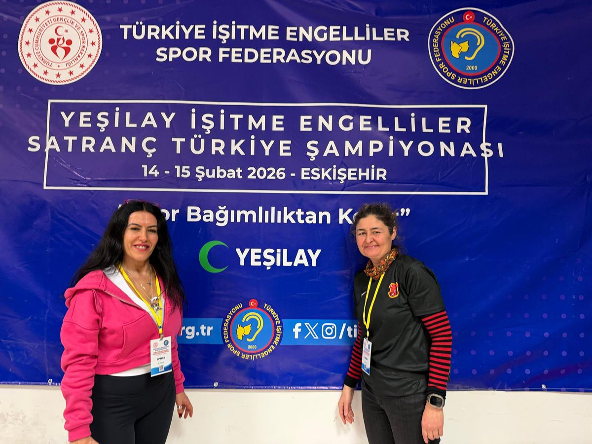 Türkiye İşitme Engelliler Spor Federasyonu tarafından Eskişehir’de düzenlenen satranç yarışmasında Kadınlar İl Birincisi olan, İnönü Mesleki ve Teknik Anadolu Lisesinde görevli personelimiz Gülçin Süngül, İlçe Milli Eğitim Müdürümüz Sayın Deniz Çağlayan’ı makamında ziyaret