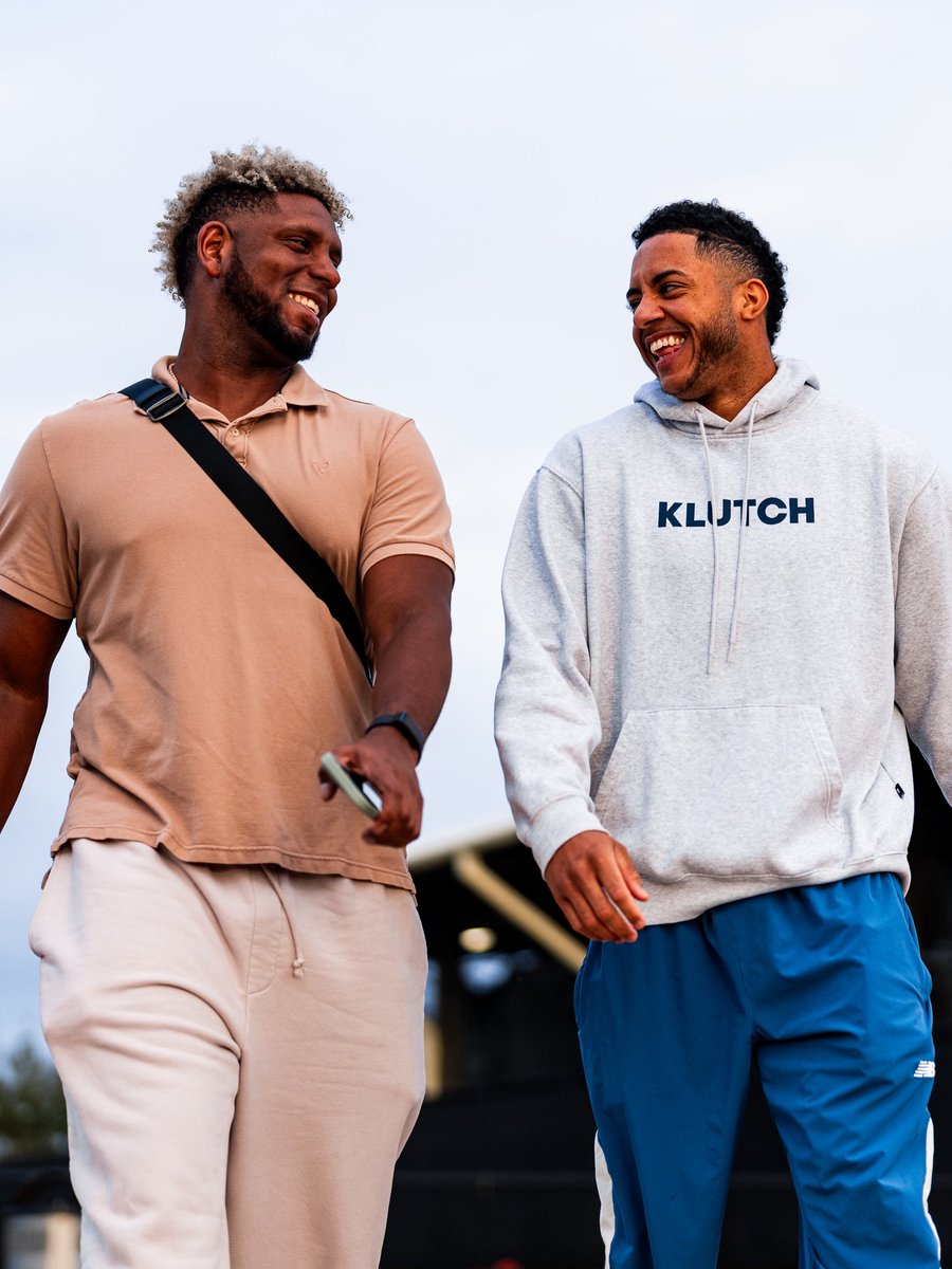 Whole squad ready.
#ChaseTheFight