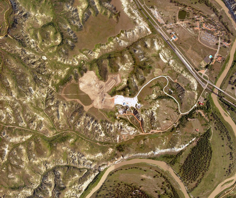 USGS EROS tweet media