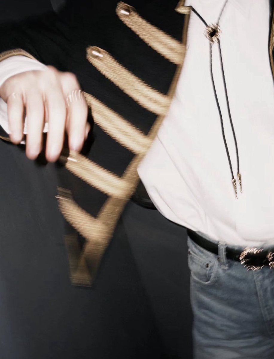 도련님자꾸왜이러시냐고물었다