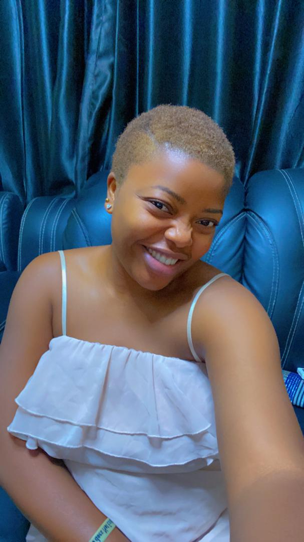 Starting the week with a smile. Say hi and I will follow back immediately