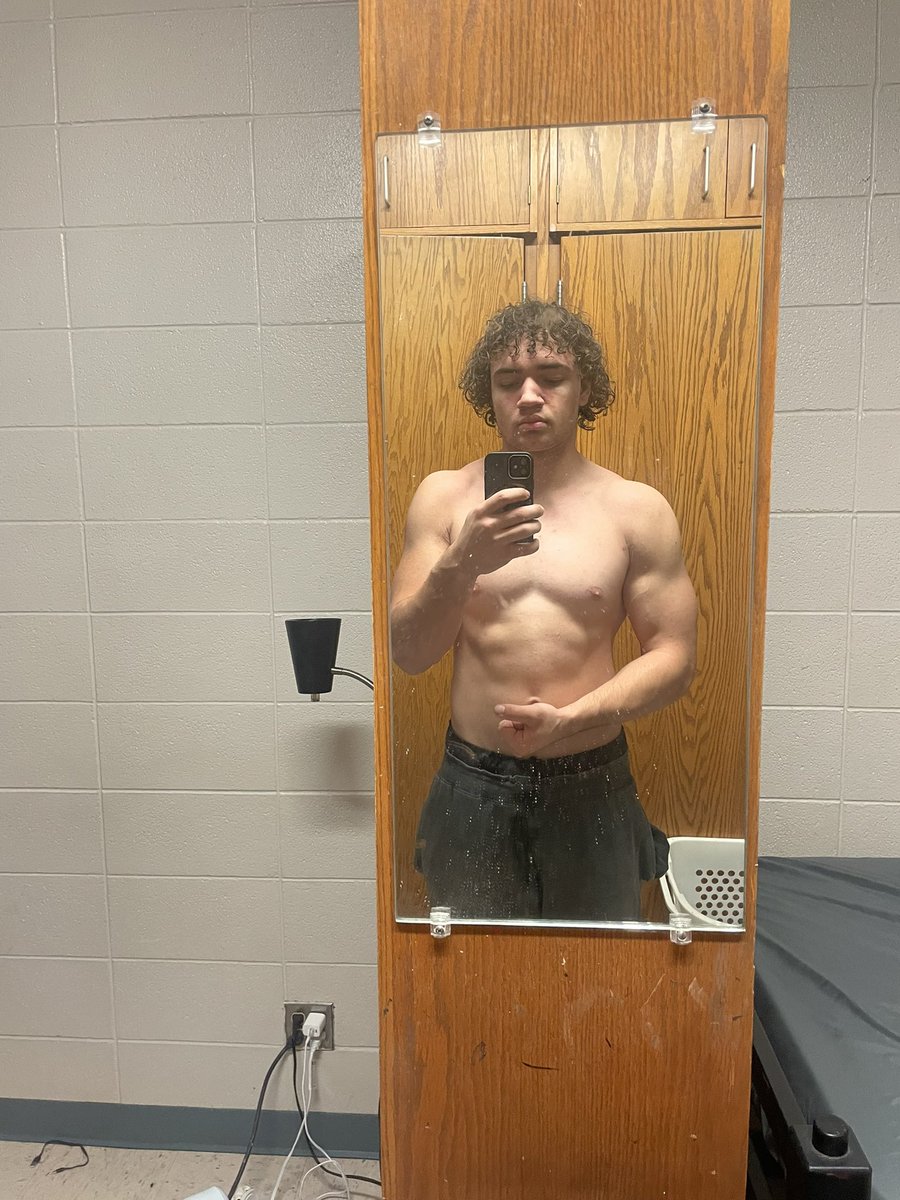 Troy McMullin tweet media