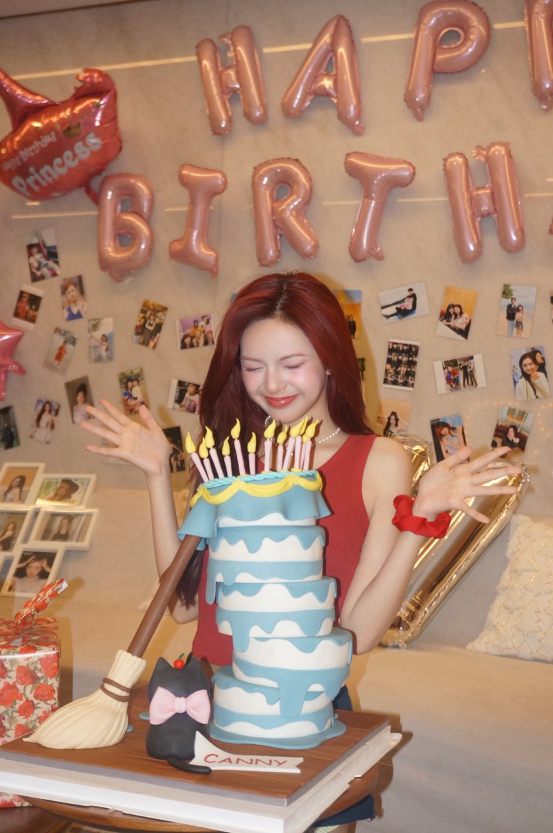 picbaemon's tweet image. CHIQUITA WEVERSE UPDATE 🎂🎊🎉