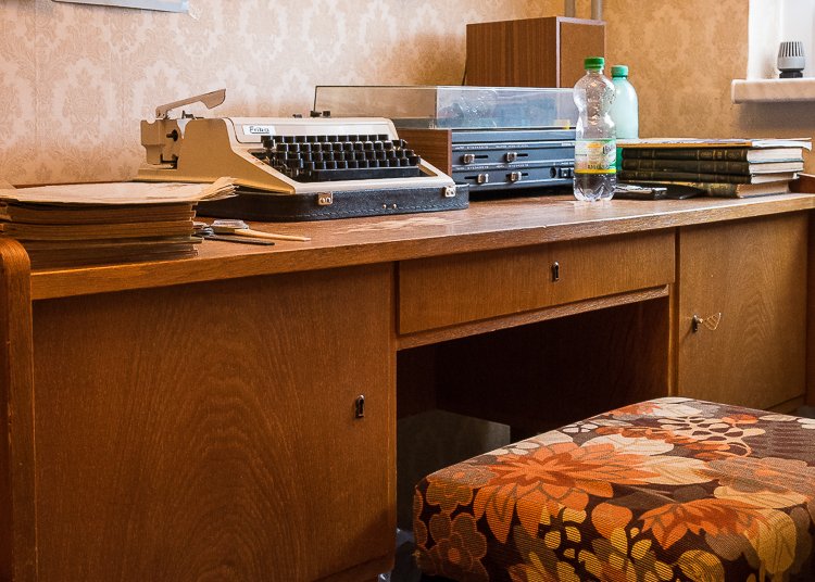 East German Visuals tweet media