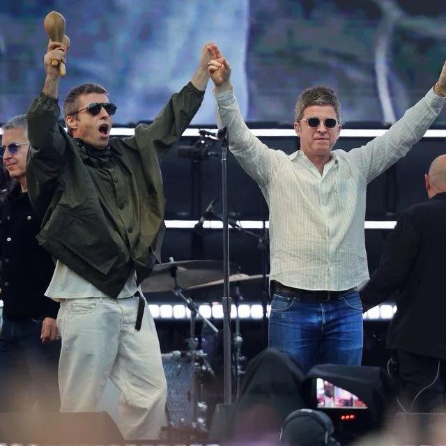 OASIS 2027 TOUR SEEMINGLY CONFIRMED! DATES TO BE ANNOUNCED THIS YEAR 

Shortly after Oasis wrapped their massively successful reunion tour in November last year, rumours started swirling that the band are already planning their next run. Liam Gallagher has only added fuel to the