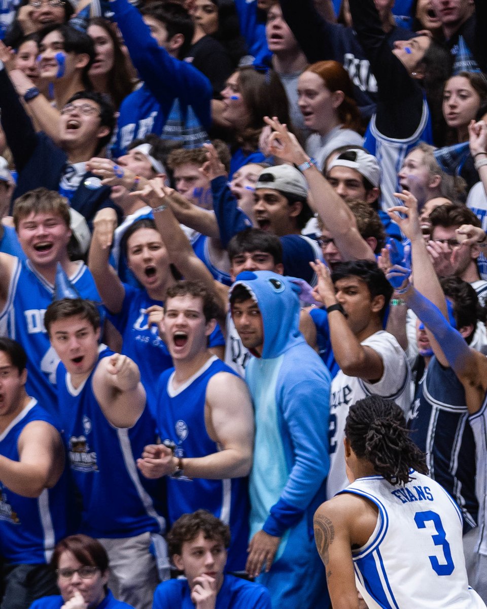 DukeMBB's tweet photo. #NoContextDukeMBB https://t.co/1zdVrTPu9J