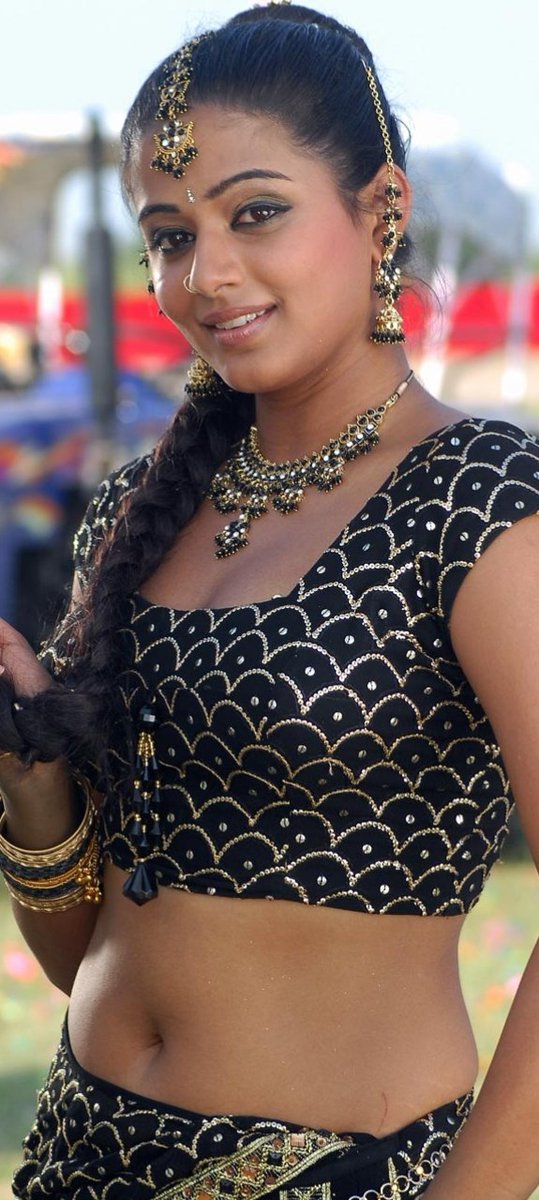 StarletX tweet media