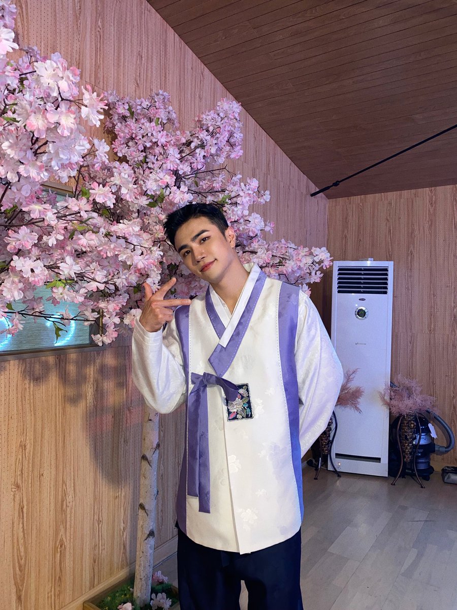 태환시❤
설날 잘보내!