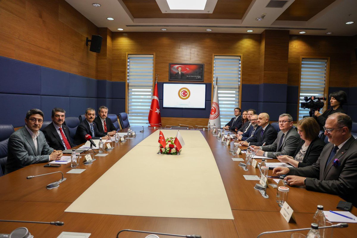 PLinTürkiye tweet media