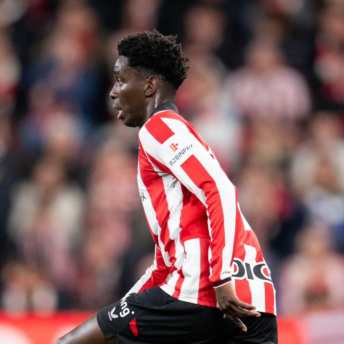 🎟️ ¡Consigue DOS ENTRADAS para el #AthleticElche de este viernes en San Mamés! 

📲 Sigue a <a href="/AthleticClub/">Athletic Club</a> &amp; <a href="/B2BINPAY/">B2BINPAY</a>
❤ Like &amp; RT
💬 Menciona a tu acompañante

🍀 Ganador/a, el jueves, a las 12:00h. Zorte on!

#AthleticClub 🦁