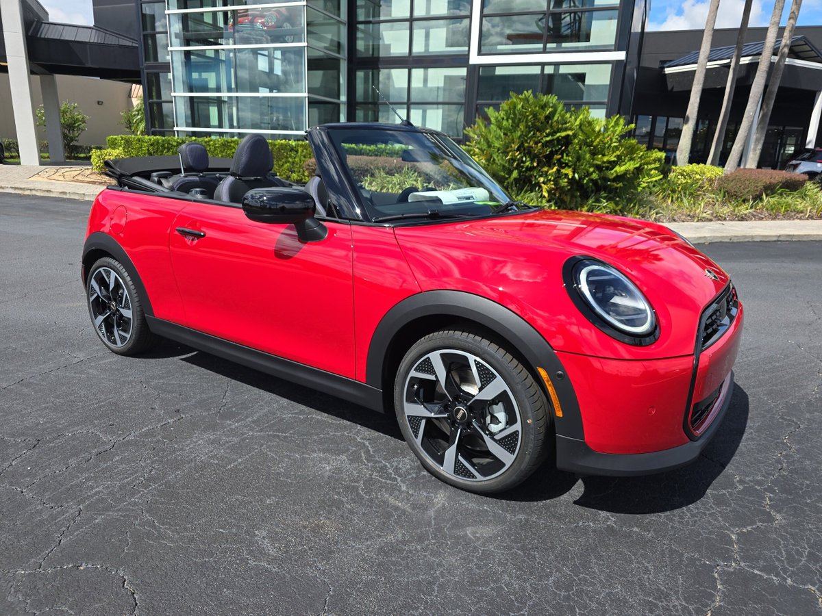 FieldsAuto's tweet image. Valentine’s Day is over, but your next crush just pulled up. ❤️ This Chili Red II 2026 MINI Convertible Signature Plus is ready for sunset drives and late-night dessert runs. 

For more info, call 888-720-0816 or visit bit.ly/4bZiQ6c
Stock No. 2X65540 | #MINIConvertible