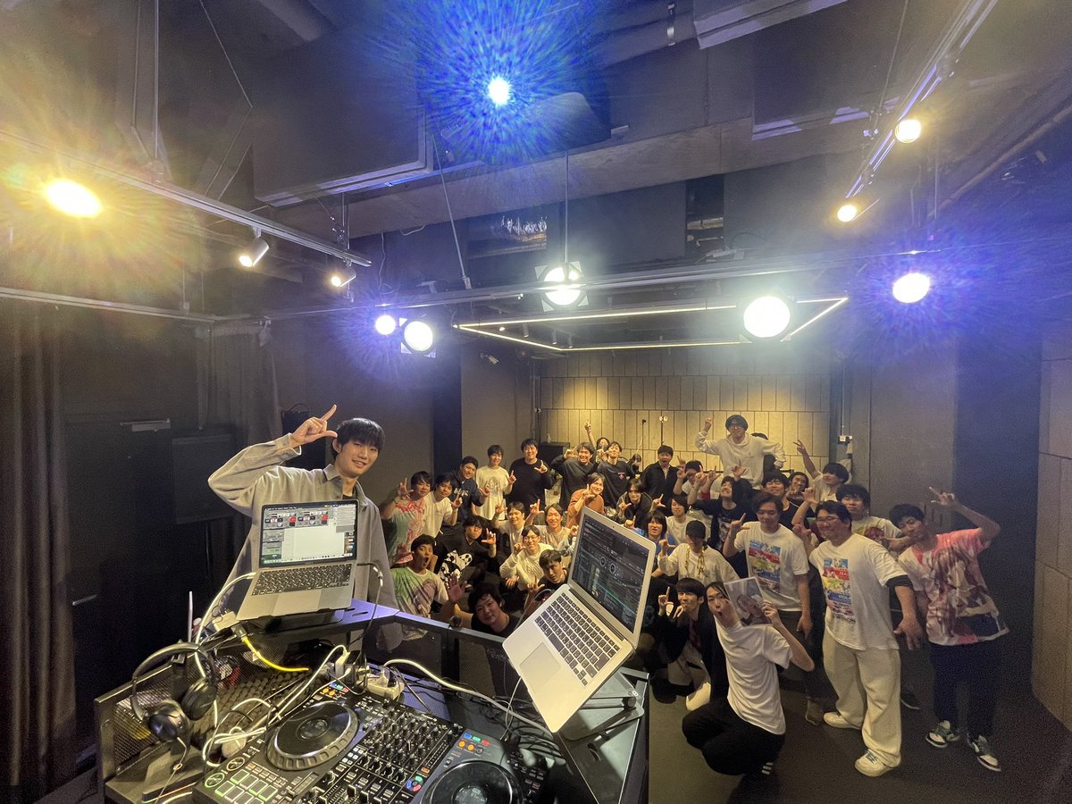 ff3poke's tweet photo. #しろくま牧場 vol.6 
ご来場いただきありがとうございました！

久々の開催になりましたが、盛り上げ本当に最高でした！😎

セトリは文脈を意識しつつ、以前使った曲はなるべく再利用しないでかつ強いと思った曲で固めました！🙆‍♂️

次いつできるか分からないですが、その時はまた遊びに来てください◎ https://t.co/ScYn48JEcU
