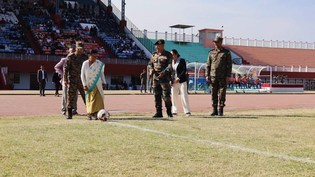 boniumofficial's tweet photo. Under Operation Sadbhavna, 165 INF (TA) (H&amp;H) #AssamRegiment along with All Manipur Football Association #AMFA organised first U-19 Women's Football Tournament in Imphal, promoting sports and empowering young women in #Manipur https://t.co/sMEaY4EDaQ