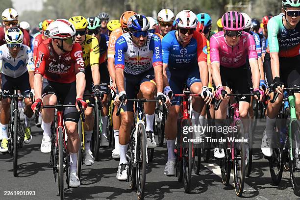 FanClubMoscon's tweet image. 📷 📷 📷 📷 Forza Gianni #Moscon 📷 📷 📷 📷 #giannimoscon #TrattoredellaValdiNon #redbullborahansgrohe #borahansgrohe #BORAhansgrohe2026 #rbh #rbhprocycling #UAETour #UAETour2026 stage 1