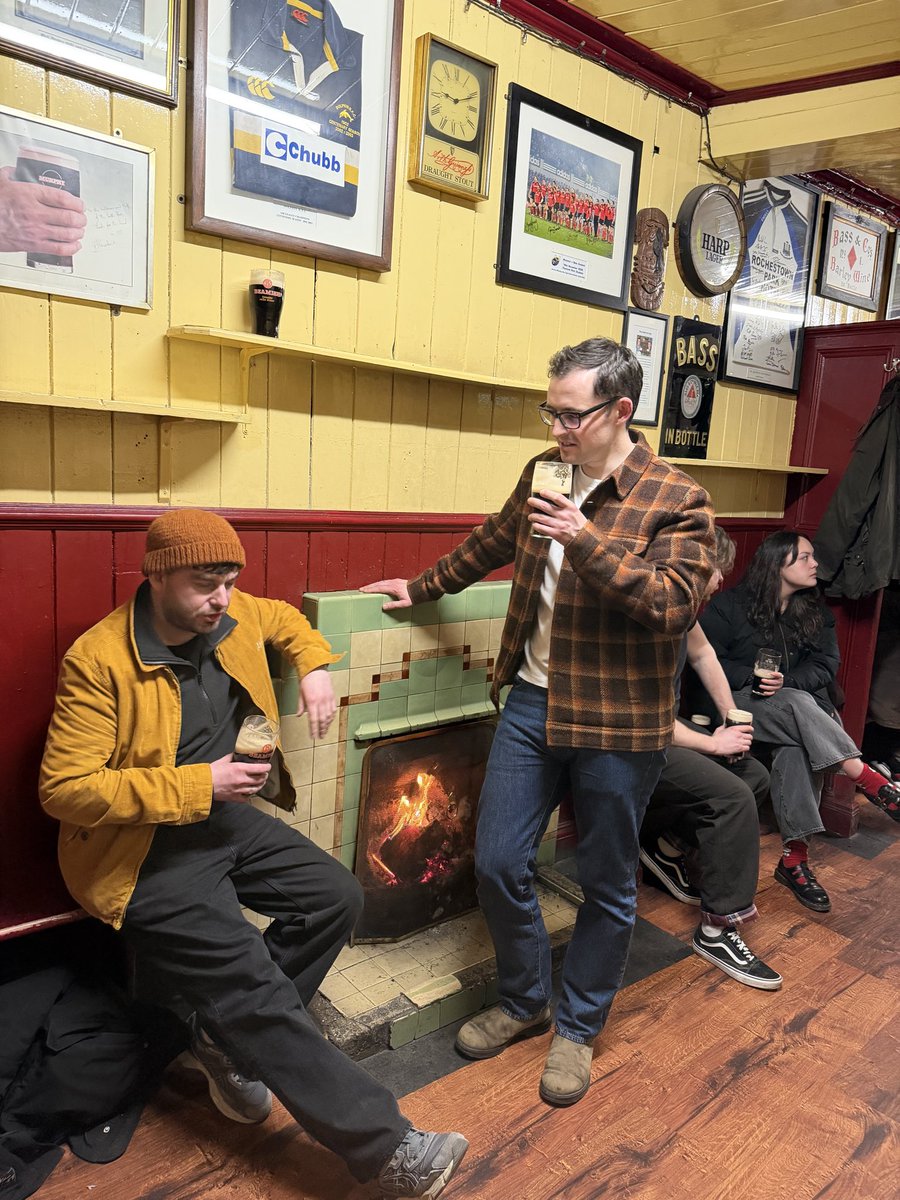 Daniel MacLean tweet media