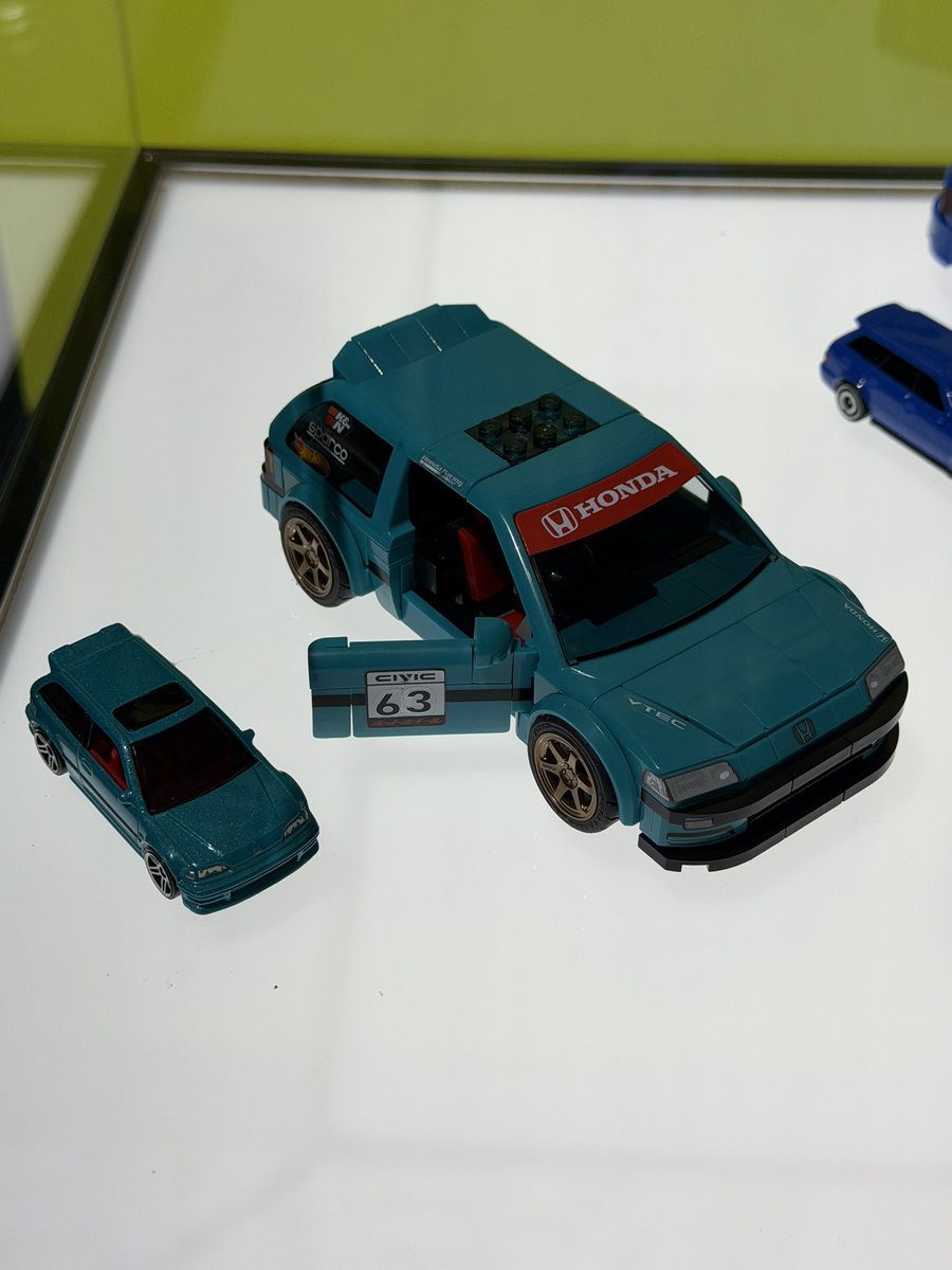 LongsBricks's tweet photo. Mattel Brick shop cars #toyfair2026 https://t.co/i5Q57Bf7xP