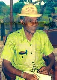 #LegendaryMonday: Remembering Tai Solarin (1922–1994)

Today, we remember Tai Solarin, a fearless educator, social critic and activist who dedicated his life to shaping thinkers, not followers. 

Thread🧵

Retweet to educate someone.