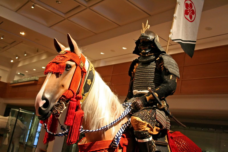 Besides boys and girls having fun the discourse is indeed entirely pointless, specially when focused around "WHO WOULD WIN?"

The narrative swings between awfully misinformed positions too.

When I was a teen, Samurai would crush Knights because katanas and lighter armor. Now