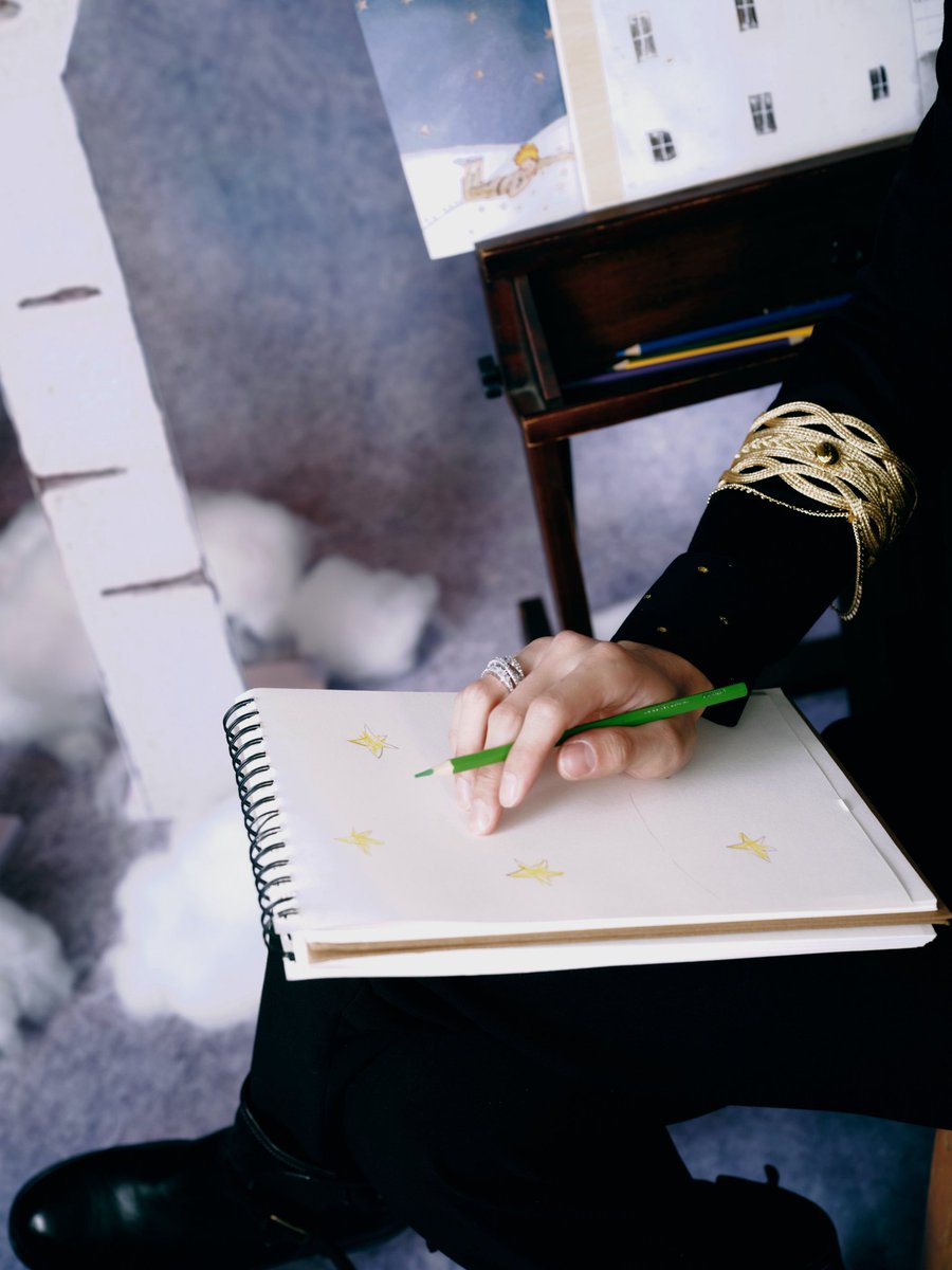 闫桉。 tweet media