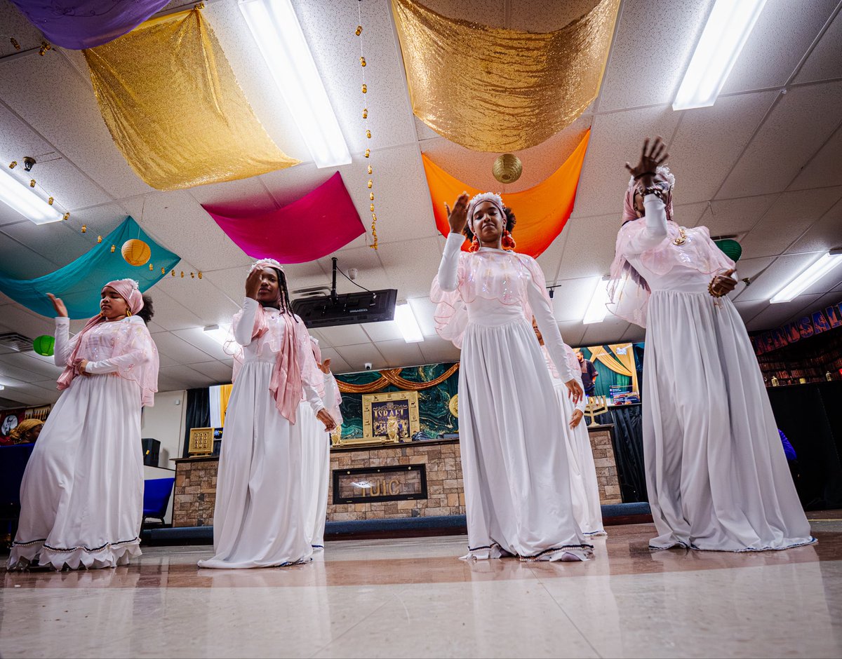 iuicNHgreen's tweet photo. Introducing Our Zion Dancers ππΎπ₯β¨
Raising praise, moving in spirit, and dancing for the Kingdom ππΎποΈ
#ZionDancers #PraiseInMotion #SetApart #HolyVibes #DanceForTheMostHigh #KingdomCulture #IsraeliteYouth ππΆ https://t.co/mhSNFbKJAo