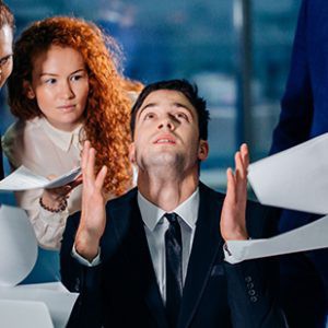 Hiring/HR/TA managers often think they are being smart by giving the same vacancy to several recruitment agencies. The recruiters and probably your boss will laugh at you. 

Read more 👉 lttr.ai/AoP8Y

#TomSorensen #NPAworldwide #ExecutiveSearch