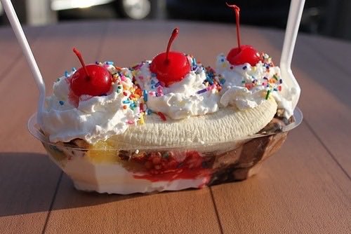 sharpestgraces's tweet image. 