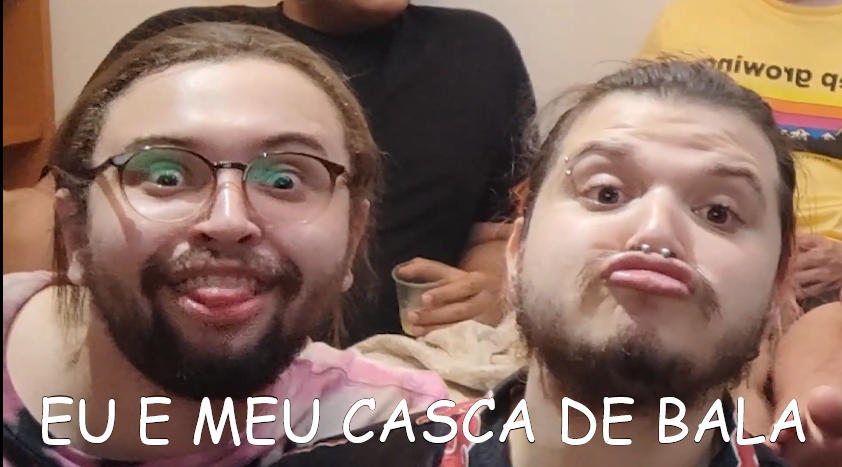 EU E MEU CASCA DE BALA