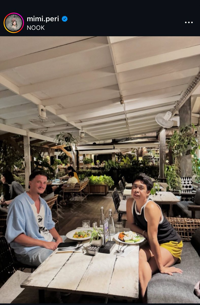 plutoinaugust's tweet image. kalian udah ngapain aja? mimi peri aja udah sold out