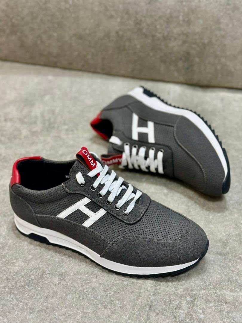 Chaussures pour homme disponibles🔥🔥
Prix: 19900
Livraison gratuite 
Pointure dispo:40 à 45
📩DM ou watsApp pour passer vos commandes📱774649488
<a href="/Nabyleu/">PunchTchineur ⭐️⭐️🇸🇳</a> @PaadoudouT <a href="/1mecparfait/">Khalil_bissap🇸🇳🇬🇼🥤</a>  @Morreal14