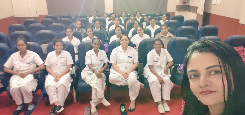 મેં.કમિશ્નરશ્રી આરોગ્ય રૂરલ અને મિશન ડાયરેક્ટરશ્રી નેશનલ હેલ્થ મિશન ગુજરાતના નેતૃત્વ હેઠળ આરોગ્ય વિભાગ અંતર્ગત તા.૧૦/૦૨/૨૦૨૬ના આરોગ્ય સાથી નર્સિંગ સ્ટાફ તાલીમ અર્થે GMERS Gotri અને SSG વડોદરા ખાતે આયોજિત તાલીમની મુલાકાત અને આયુષ્માન ભારત ડિજિટલ મિશન કાર્યક્રમ બાબતે ચર્ચા.